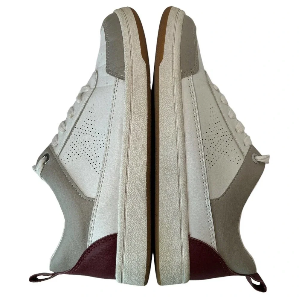 Universal Thread Shoes Womens 8 Rena Sneakers Star Lace Up Maroon White